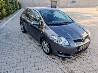 Toyota Auris 2.0 Diesel