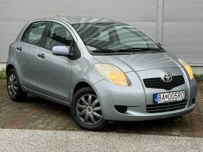 Toyota Yaris 2 benzin Klimatizácia