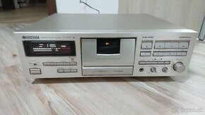 Pioneer CT S710 cassette deck