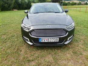 Ford mondeo mk5 - 1