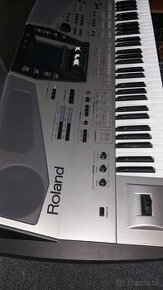 Roland e 80