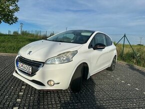 Peugeot 208 GT