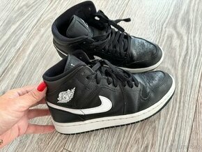 Nike Jordan - 1