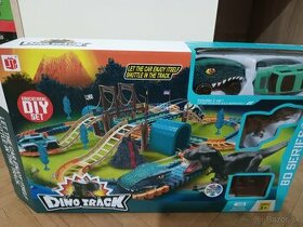 Dino Track