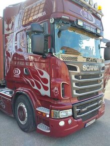 Scania 560