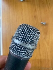 Shure beta 57