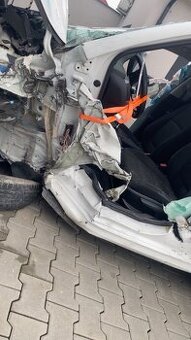 Predám alebo vymením za Mercedes S-class - 1