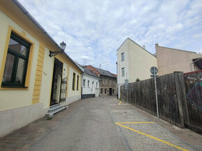 Pozemok HISTORICKÉ CENTRUM KOŠÍC, 136 m2, všetky IS