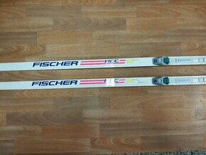 Predám bežky FISCHER RCC CROWN,210cm,šupiny.SNS. - 1