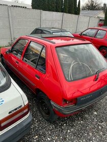 Predám náhradné diely Peugeot 205