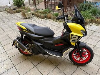 Aprilia sr gt 125