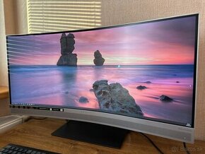 HP ENVY 34-in Curved Display