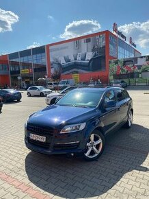 AUDI Q7 3.0TDI V6 QUATTRO S-line