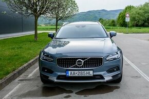 Volvo V90 CC, B4 Cross Country Pro AWD A/T, model 2021