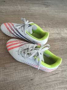 Detské kopačky Adidas Predator.