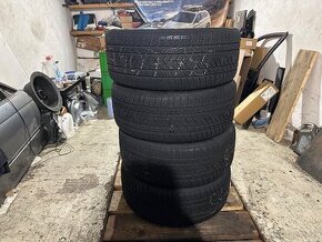 PIRELLI SCORPION WINTER 275/45R21