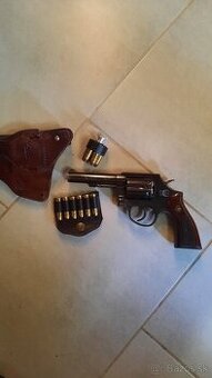 Revolver Taurus 82  38special