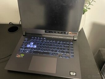 Herny Notebook ASUS ROG Strix G15