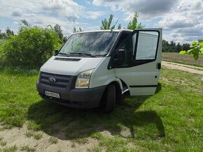 Ford tranzit 2.2 dtci 74 vhodný pre rybárov