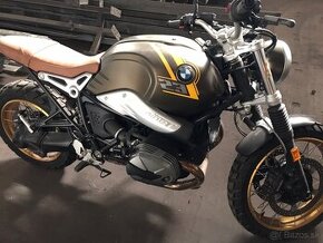 BMW R-nineT