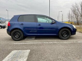 Predam volkswagen golf5 1,4 Comfortline