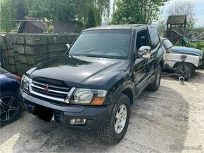 Mitsubishi Pajero 3.5 GDI