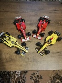 F1 1:18