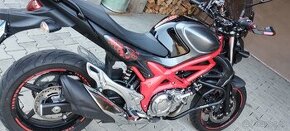 Suzuki Gladius SFV650 300€ zlava