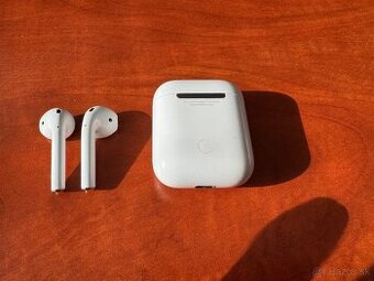 Predám Apple  AirPods 1