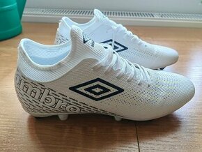 Kopačky Umbro Aurora