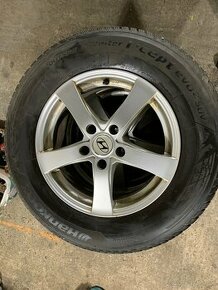 Zimné pneumatiky 215/70 R16 a hliníkové disky 5x114,3