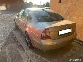 Rozpredam VW Passat B5.5 lift 2.3 i VR5 125kw AZX - 1