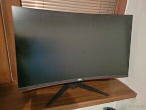 Lcd herny monitor v stave noveho