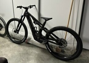 Predám čisto nový elektrobicykel Canyon Spectral: ON CF 8, L