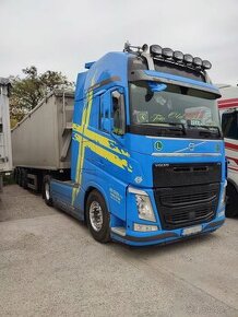 VOLVO FH 560