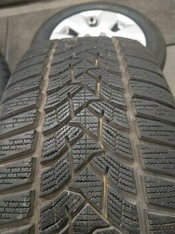 225/55 R 16 zimné DUNLOP.