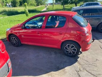 Peugeot 206+ 1.6 16V benzín 2012 106tis.km