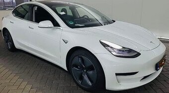 Tesla model 3 Long range - možný odpočet DPH - v záruke