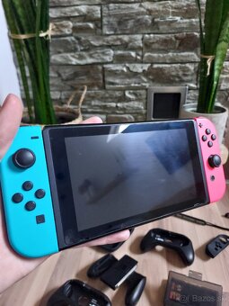 Nintendo switch v2 34gb (+hry)