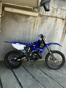 Yamaha YZ250 - 1