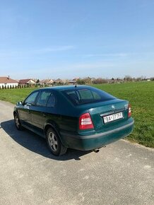 Predam skodu octavia 1.6 benzin