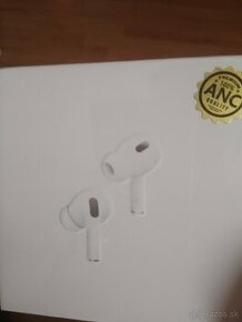 Apple AirPods pro 2 generácie - 1