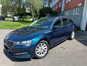 Skoda superb Combi 2.0 TDI - 1