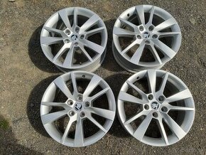 Predám SKODA Trius elektrony 5X112 R17 et49 J7