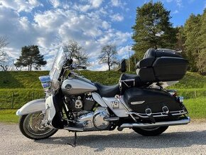 Harley Davidson Road King Classic - 1