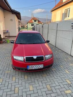 Škoda fabia.