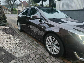 Opel Insignia A DRIVE 2.0 CDTI 125kw(170k)