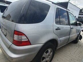 Rozpredám mercedes ml 270 CDI 4x4