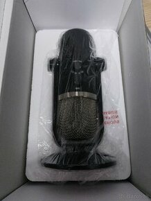 Mikrofón Behringer Bigfoot

 - 1