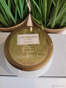 Parfumovaný krém Giordani Gold Essenza 5.5e